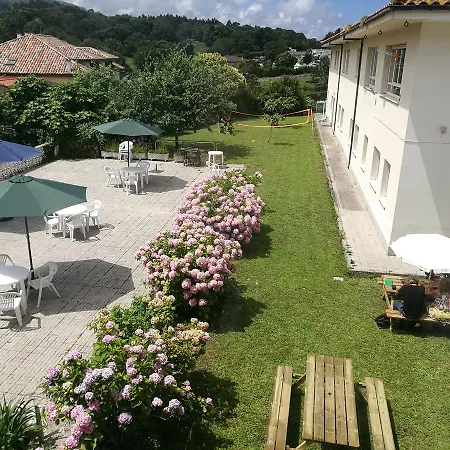 Hostel Llanes International Poo De Llanes