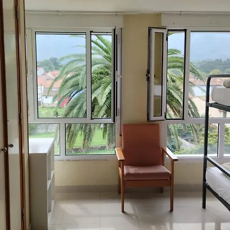 Llanes International