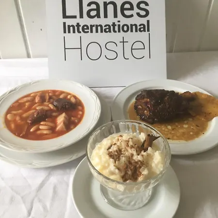 Llanes International * 푸 데 야네스