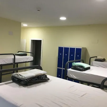 Llanes International