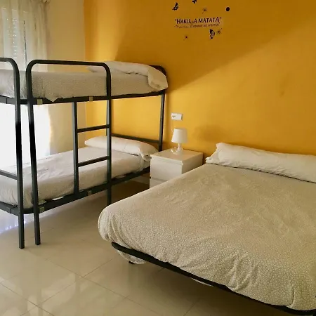 旅馆 Llanes International 博迪利奈斯