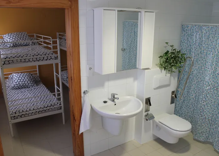 Llanes International Hostal *